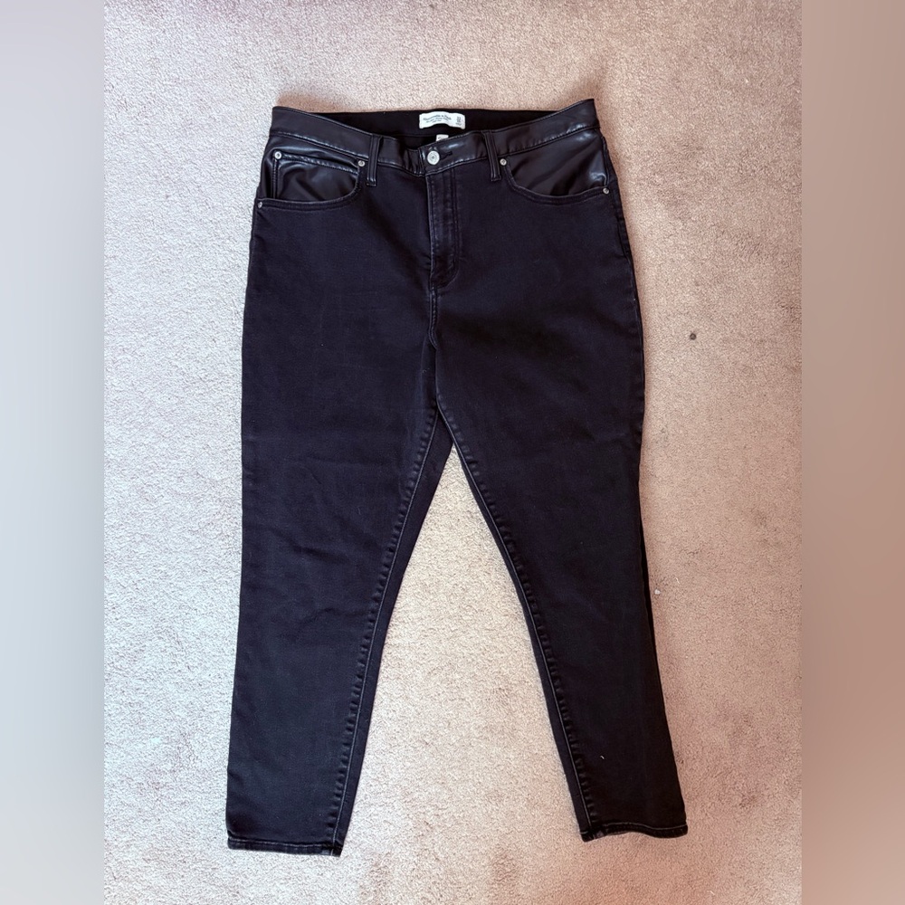 Abercrombie & Fitch Curve Love High Rise Skinny Black Jeans - Picture 2 of 6